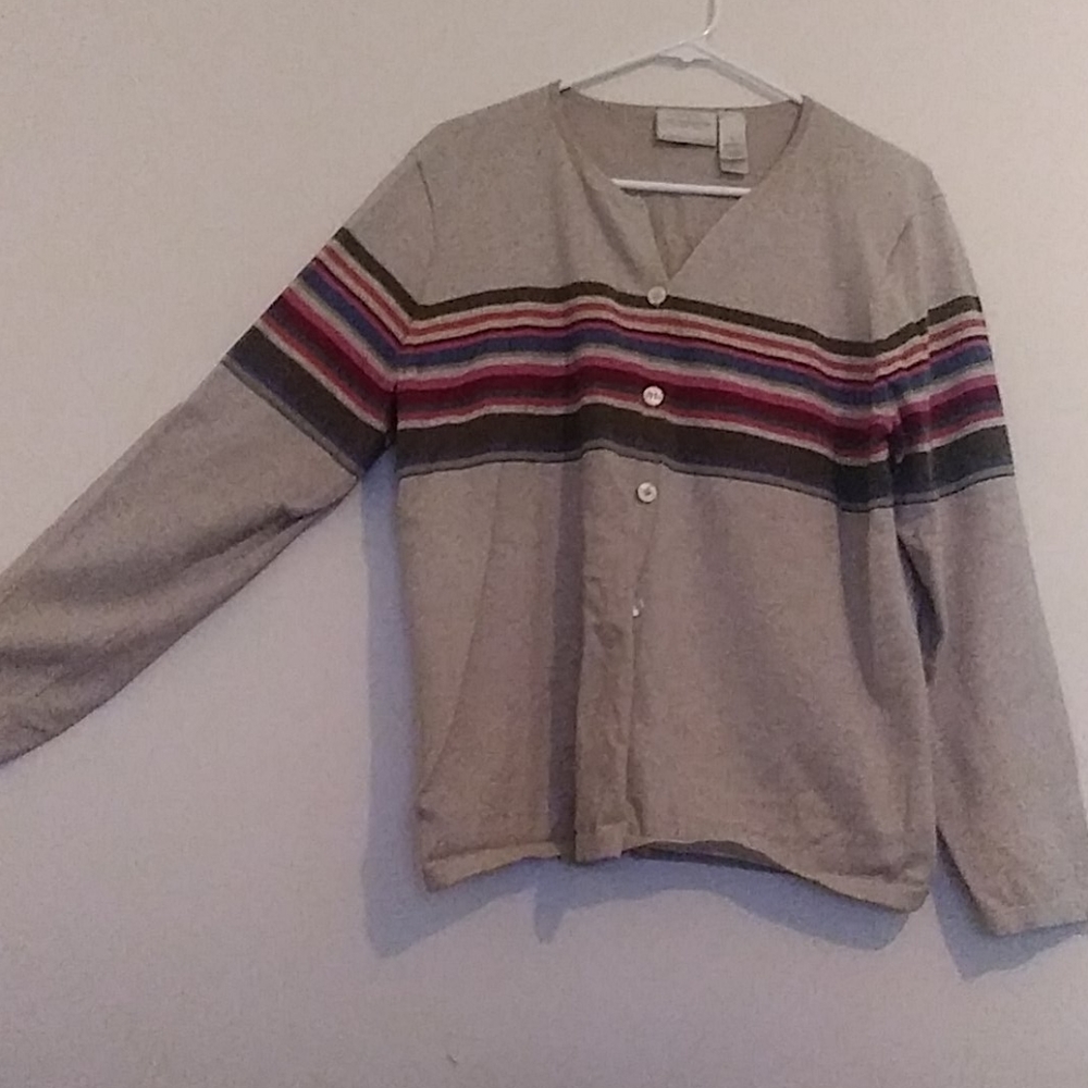 Liz Clairborne button up cardigan